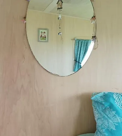 Les Ronds Duval Face Aux Iles Anglo-normandes Kamp alanı