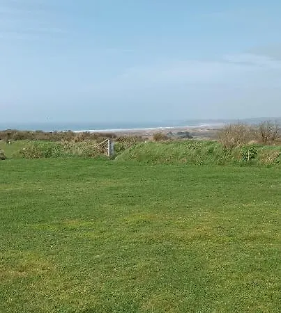 Campsite Les Ronds Duval Face Aux Iles Anglo-normandes Les Moitiers-d'Allonne