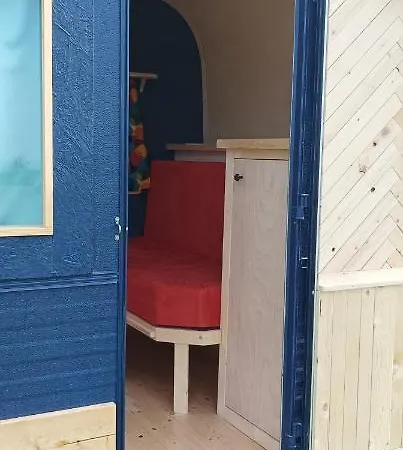 Les Ronds Duval Face Aux îles Anglo-normandes Les Moitiers-d'Allonne