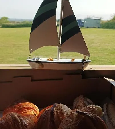 Kamp alanı Les Ronds Duval Face Aux Iles Anglo-normandes