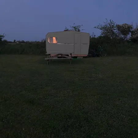 Les Ronds Duval Face Aux Iles Anglo-normandes