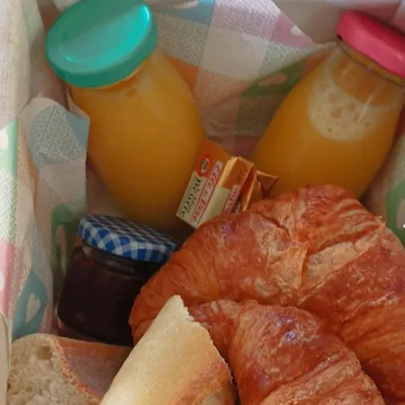 Les Ronds Duval Face Aux Iles Anglo-normandes * Les Moitiers-d'Allonne