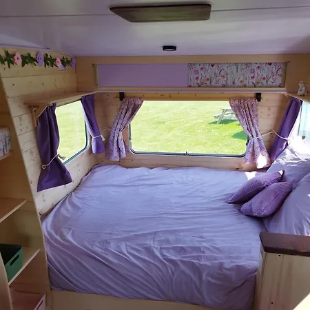 Les Ronds Duval Face Aux Iles Anglo-normandes *