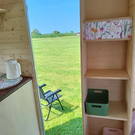 Campsite Les Ronds Duval Face Aux Iles Anglo-normandes