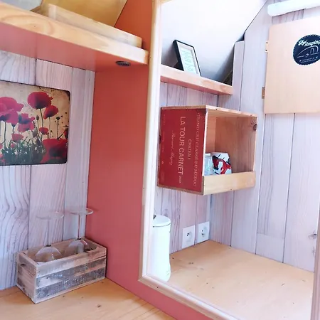 Les Ronds Duval Face Aux Iles Anglo-normandes Кемпинг