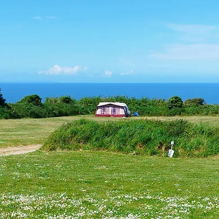 Les Ronds Duval Face Aux Iles Anglo-normandes Campingplatz