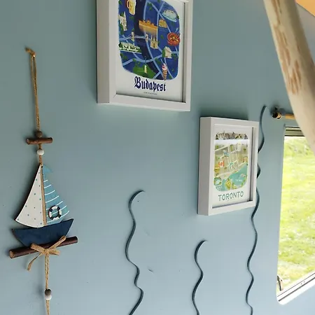 Les Ronds Duval Face Aux Iles Anglo-normandes Kemping