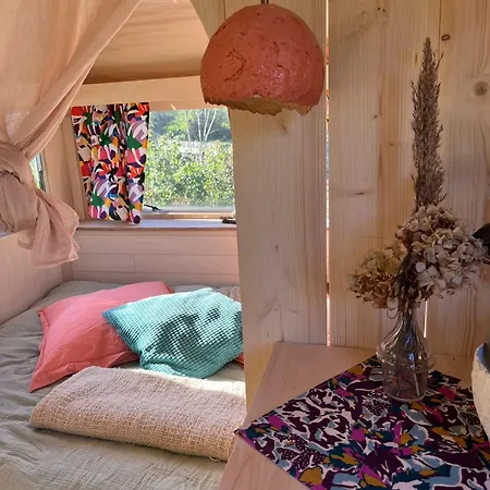 Les Ronds Duval Face Aux Iles Anglo-normandes