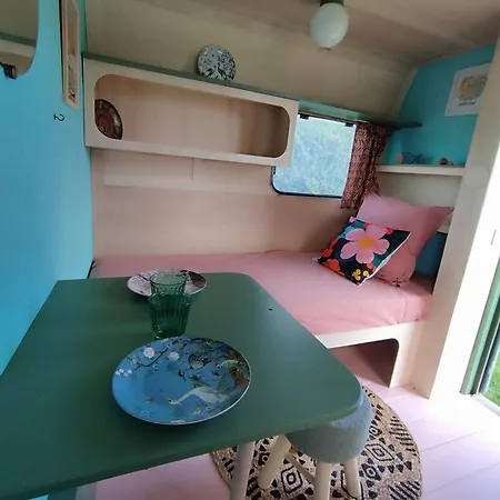 Кемпинг Les Ronds Duval Face Aux Iles Anglo-normandes Les Moitiers-d'Allonne