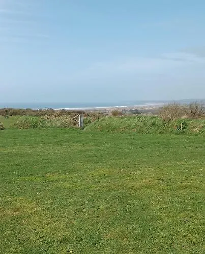 Camping Les Ronds Duval Face Aux Iles Anglo-normandes Les Moitiers-d'Allonne