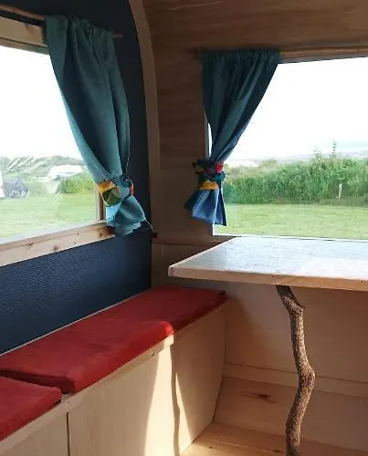 Les Ronds Duval Face Aux Iles Anglo-normandes Les Moitiers-d'Allonne