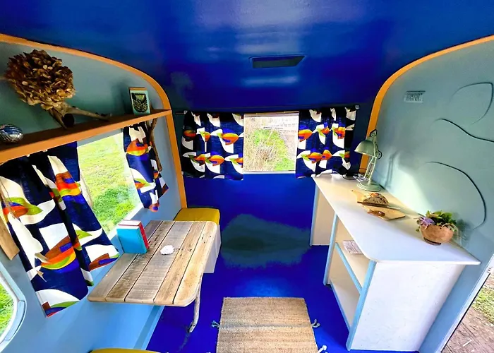 Les Ronds Duval Face Aux Iles Anglo-normandes Campingplatz Les Moitiers-d'Allonne