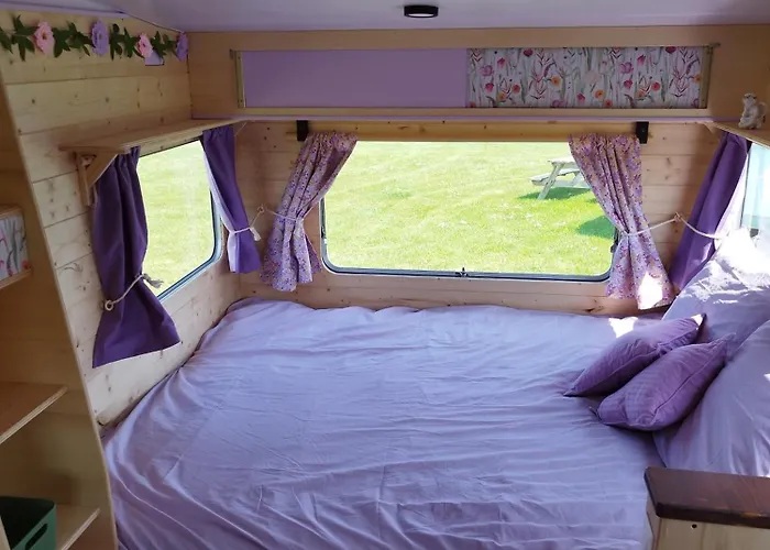 Les Ronds Duval Face Aux Iles Anglo-normandes *