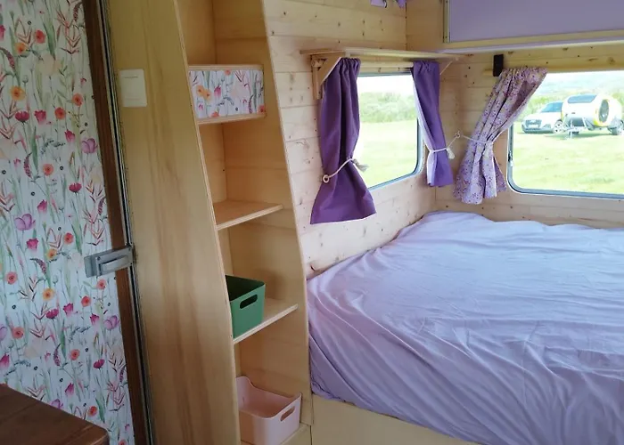 Les Ronds Duval Face Aux Iles Anglo-normandes Les Moitiers-d'Allonne