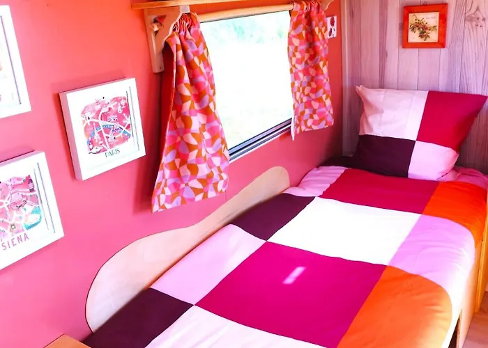 Les Ronds Duval Face Aux Iles Anglo-normandes Camping Les Moitiers-d'Allonne