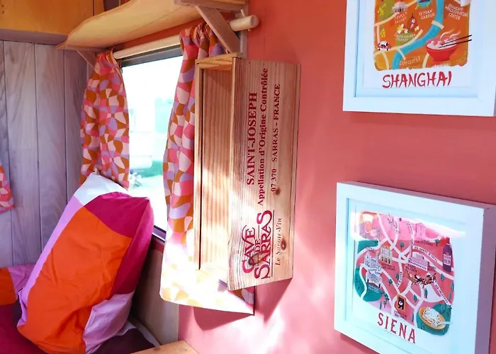 Camping Les Ronds Duval Face Aux Iles Anglo-normandes *